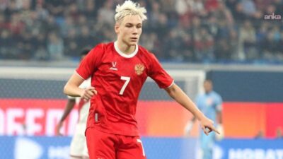 Galatasaray, Rus futbolcu Aleksei Batrakov’un transferi için oyuncu ve kulübü