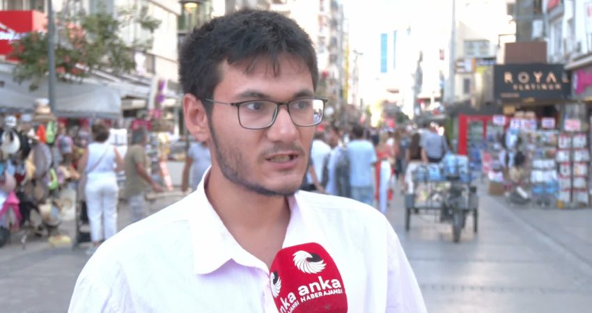 Üniversite öğrencileri, mezuniyet sonrası iş bulma, düşük ücretler ve ekonomik
