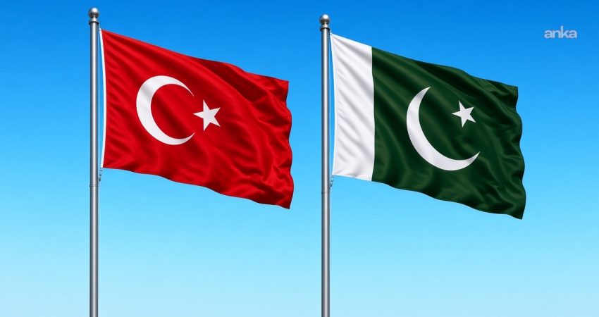 Genelkurmay Başkanı Orgeneral Bayraktaroğlu, Pakistan Kara Kuvvetleri Komutanı Mareşal Munir ile görüştü Genelkurmay Başkanı Orgeneral Selçuk Bayraktaroğlu, Pakistan Savunma Kuvvetleri ve Kara