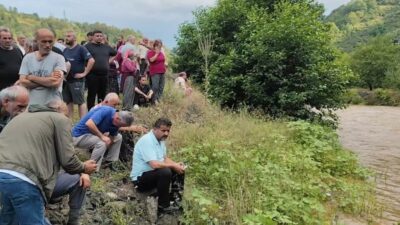 Giresun’un Görele ilçesinde taşan Zıva Deresi’nin sularına kapılan Burcu ve