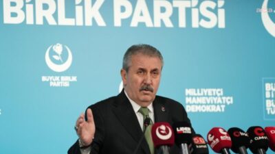 Büyük Birlik Partisi Genel Başkanı Mustafa Destici, Girne Limanı’ndan Mersin