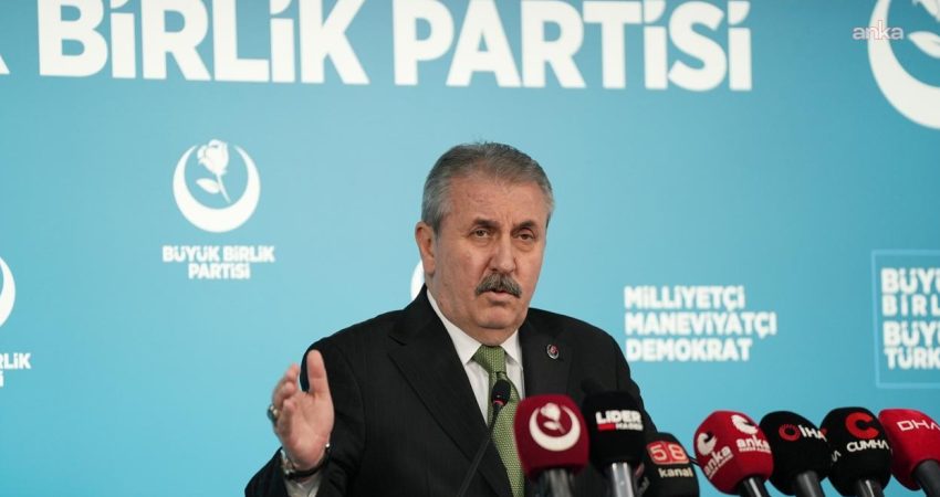 Büyük Birlik Partisi Genel Başkanı Mustafa Destici, Girne Limanı’ndan Mersin