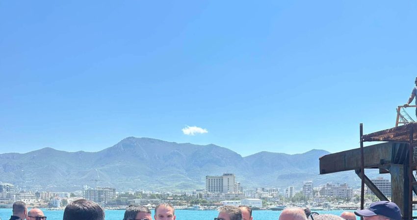 Girne açıklarında yolcu gemisi alabora oldu… KKTC Başbakanı Üstel: 237 kişi kurtarıldı, 7 kişi hayatını kaybetti, 23 kişi aranıyor KKTC Başbakanı Ünal Üstel, Girne açıklarında geminin alabora olması sonucunda