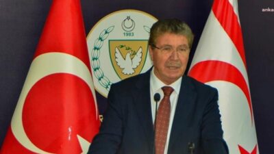 KKTC Başbakanı Ünal Üstel, Girne açıklarında alabora olan gemideki 267