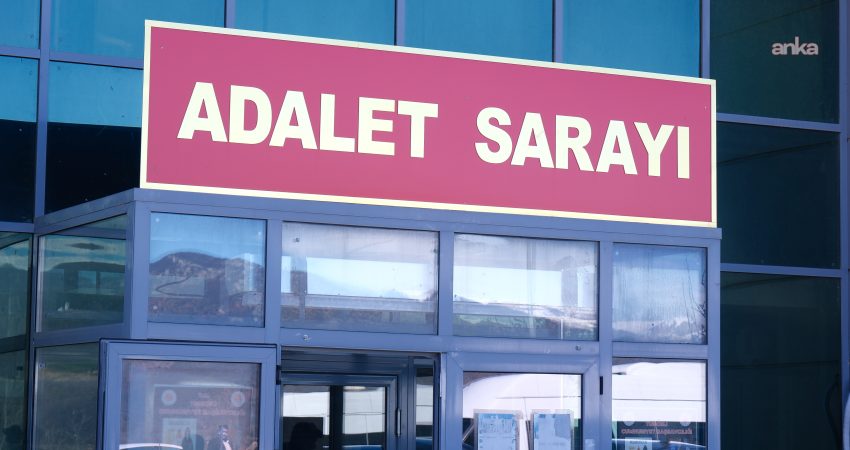 Gülistan Doku soruşturması… Korucubaşı Fatih Özmen’in eşi ve 3 çocuğu gözaltında Gülistan Doku'nun kaybolmasına ilişkin yürütülen soruşturma kapsamında bu sabah yapılan