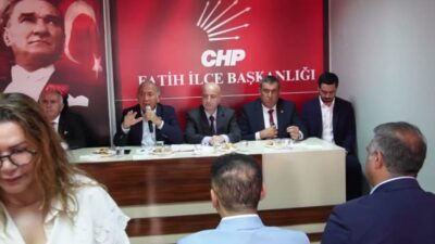 CHP İstanbul İl Başkanı Gürsel Tekin, “Sabırla 103 yıllık siyasi