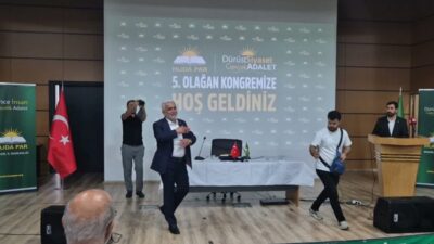 HÜDA PAR Genel Başkanı Zekeriya Yapıcıoğlu, Bingöl’de yaptığı konuşmada Siyonizmi