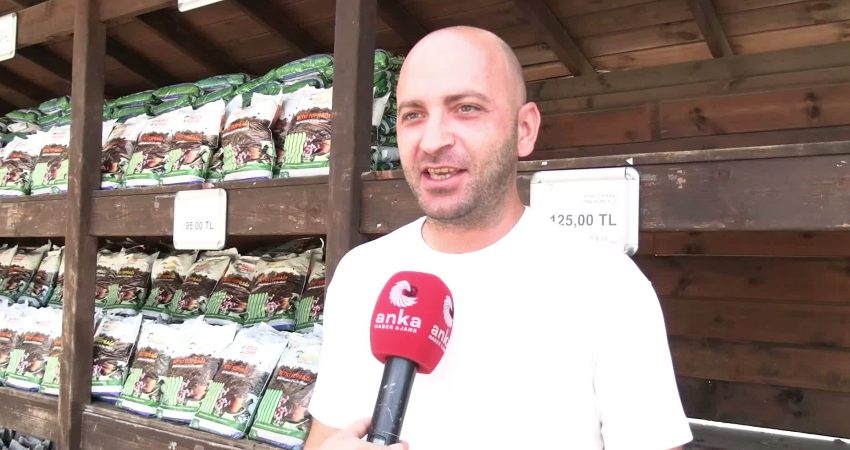 İBB Ağaç ve Peyzaj AŞ kendi ürettiği bitki topraklarını Bahçe Marketlerde satışa sundu İstanbul Büyükşehir Belediyesi (İBB) iştiraki İstanbul Ağaç ve Peyzaj AŞ,