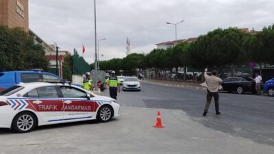YENİ Parti Genel Başkanı Özgür Özel, İBB Başkanı Ekrem İmamoğlu'nun