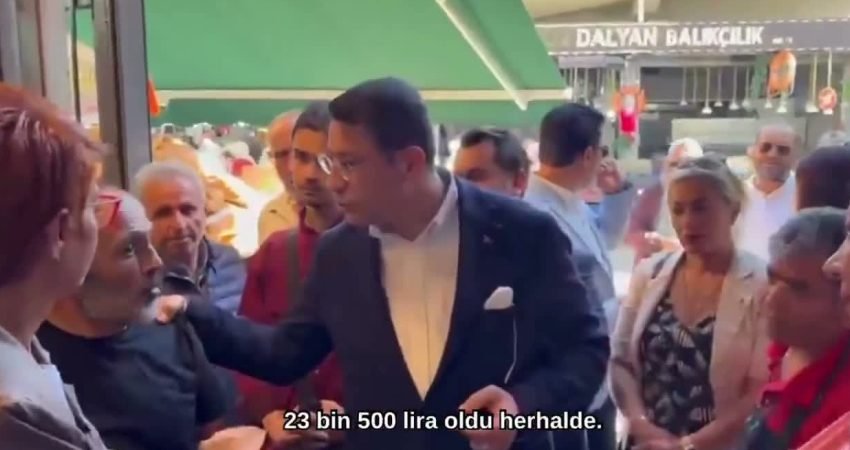 DEVA Partisi Ankara Milletvekili İdris Şahin, Ulus'ta görüştüğü emekli bir