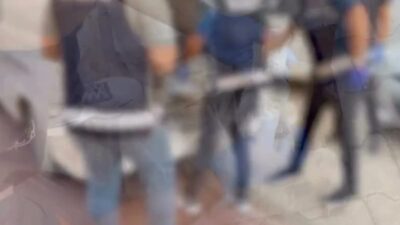 Isparta'da düzenlenen operasyonda bir araçta yapılan aramada 165 tabanca, 4