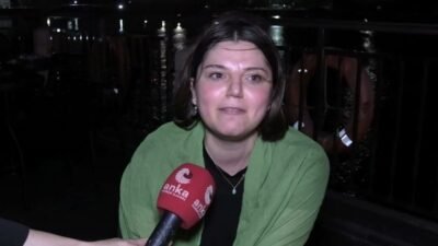 İstanbul Büyükşehir Belediyesi Kültür AŞ, İstanbul Kitapçısı Kadıköy şubesi terasında