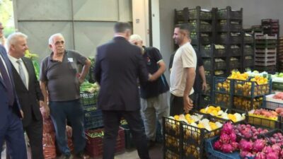 İzmir Büyükşehir Belediye Başkanı Cemil Tugay, İzmir Sebze ve Meyve