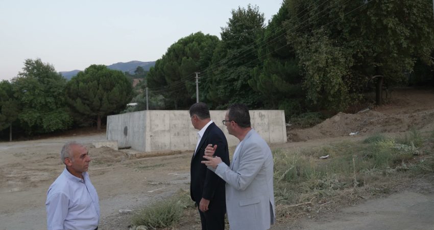 İzmir Büyükşehir Belediyesi’nden Beydağ’a 3 milyon liralık sulama yatırımı İzmir Büyükşehir Belediyesi’nin Beydağ Beyköy’de yaklaşık 3 milyon liralık yatırımla