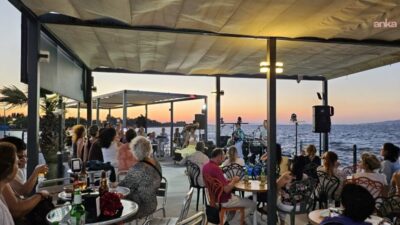 İzmir Marina’da yaz akşamlarını müzikle buluşturan Marina Geceleri, ağustos ayında