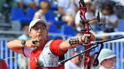 İzmir Büyükşehir Belediyesi Spor Kulübü’nün milli okçusu Dünya Yenihayat, İtalya’nın