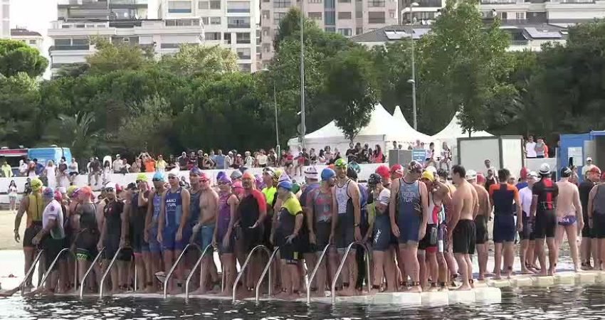 Kadıköy Belediyesi ile Türkiye Triatlon Federasyonu iş birliğiyle düzenlenen Kadıköy