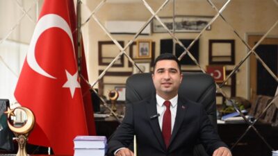 Kadirli Belediye Başkanı Mustafa Mert Olcar, CHP'den istifa ederek YENİ