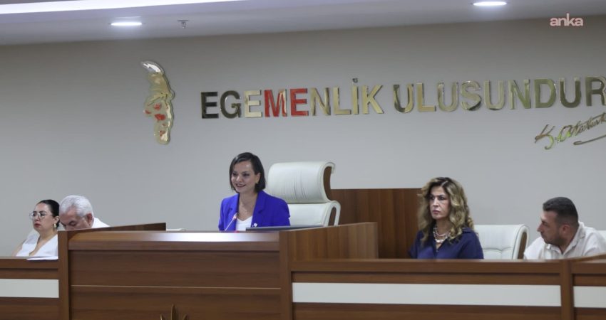 Karabağlar Belediye Meclisi'nin ağustos ayı olağan toplantısı ikinci birleşimi, Başkan