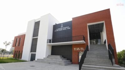 Karşıyaka Belediyesi'nin Zübeyde Hanım Sosyal Tesisi, vatandaşlara eğitimden sosyal dayanışmaya