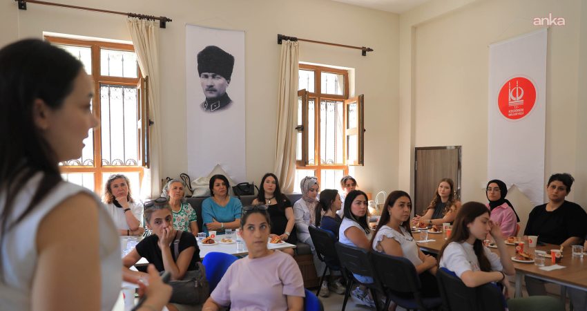 Keçiören Belediyesi, ailelerin çocuklarıyla daha güçlü iletişim kurmalarını desteklemek ve
