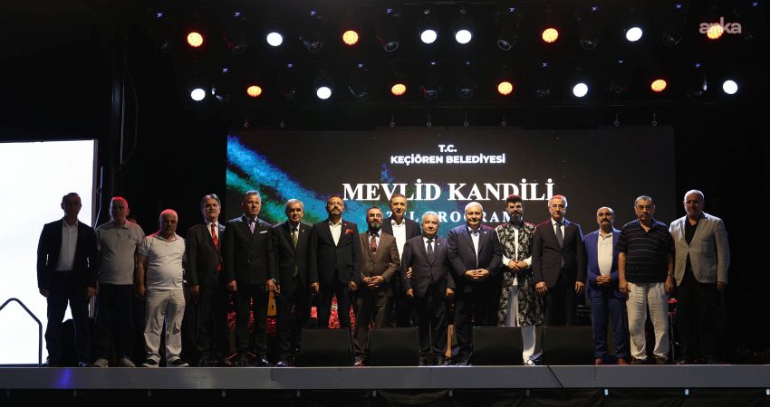 Keçiören’de kandil programına vatandaşlardan yoğun ilgi Keçiören Belediyesi, Mevlit Kandili dolayısıyla özel bir program düzenledi. Kalaba