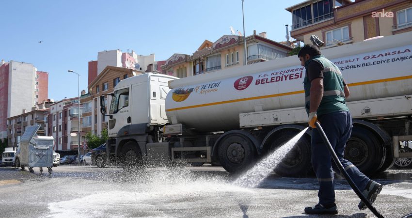 Keçiören Belediyesi Temizlik İşleri Müdürlüğü ekipleri tarafından mahalle mahalle sürdürülen