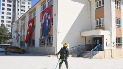 Kuşadası Belediyesi, yeni eğitim ve öğretim dönemi öncesinde ilçe genelindeki