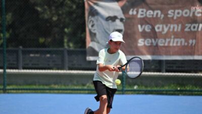 Kuşadası Belediyesi tarafından Kadınlar Denizi Mahallesi’nde kente kazandırılan Kuşadası Tenis Kulübü’nde, Türkiye