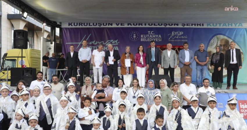 Kütahya Belediyesi tarafından geleneksel hale getirilen Toplu Sünnet Töreni’nde 48
