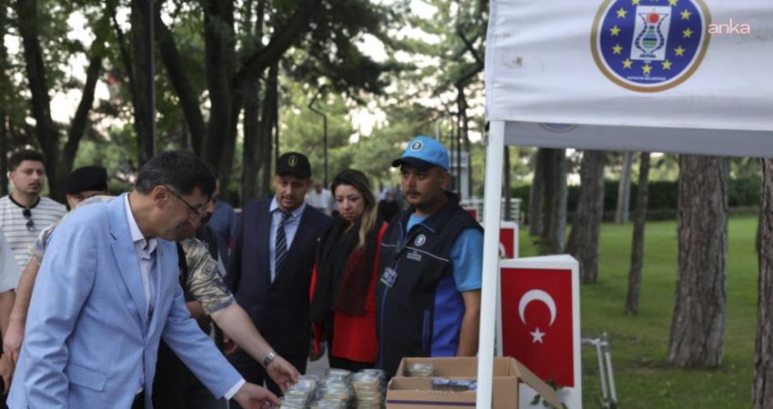Kütahya’da Mevlid Kandili’nde şehitler ve gaziler dualarla anıldı Kütahya Belediyesi tarafından Mevlid Kandili dolayısıyla düzenlenen programlarda, ağustos ayında