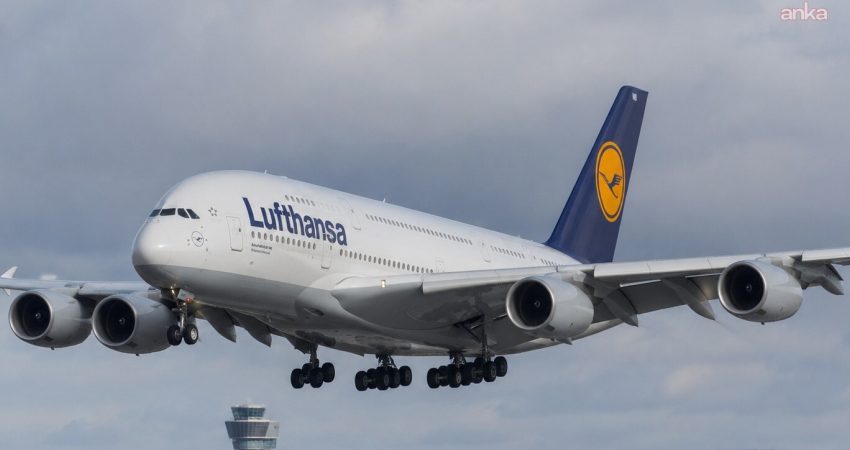 Münih Havalimanı’nda Lufthansa’ya ait Airbus A380, San Francisco’dan gerçekleştirdiği iniş