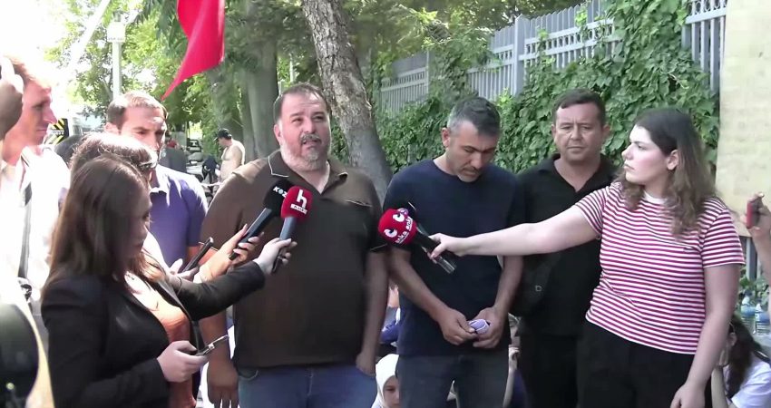 Doruk Madencilik ve Elazığ Eti Gümüş işçileri, alacaklarının ödenmesi talebiyle