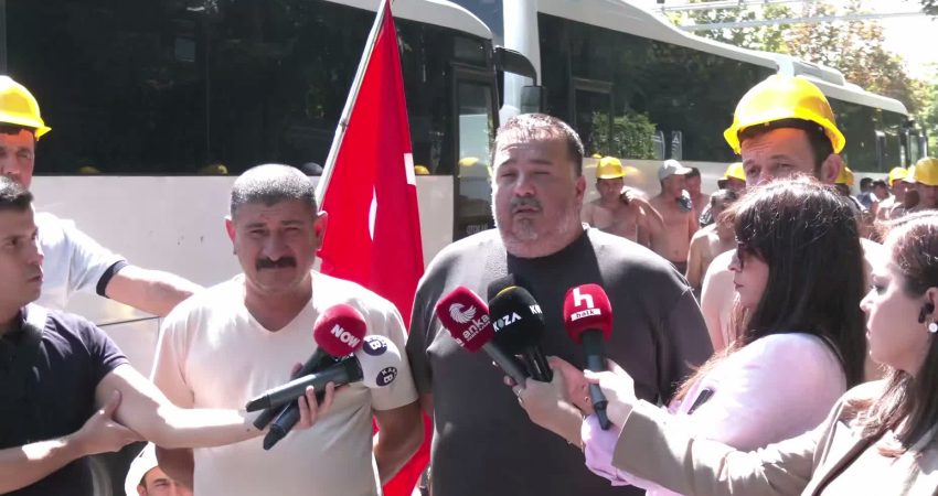 Madencilerden direnişin 9. gününde Enerji ve Tabii Kaynaklar Bakanlığı’na ödeme çağrısı: “Garantörlüğünüzün gereğini yapın, ödemelerimizi alın” Bağımsız Maden İş Sendikası üyesi Doruk Madencilik ve Eti Gümüş