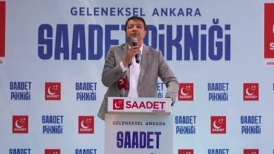 Saadet partisi Genel Başkanı Mahmut Arıkan, "Haluk Levent'le fotoğrafı olmayan