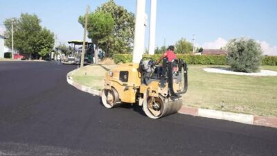 Manisa Büyükşehir Belediyesi, Sarıgöl Yeni Sanayi Sitesi’nde yıllardır beklenen asfalt