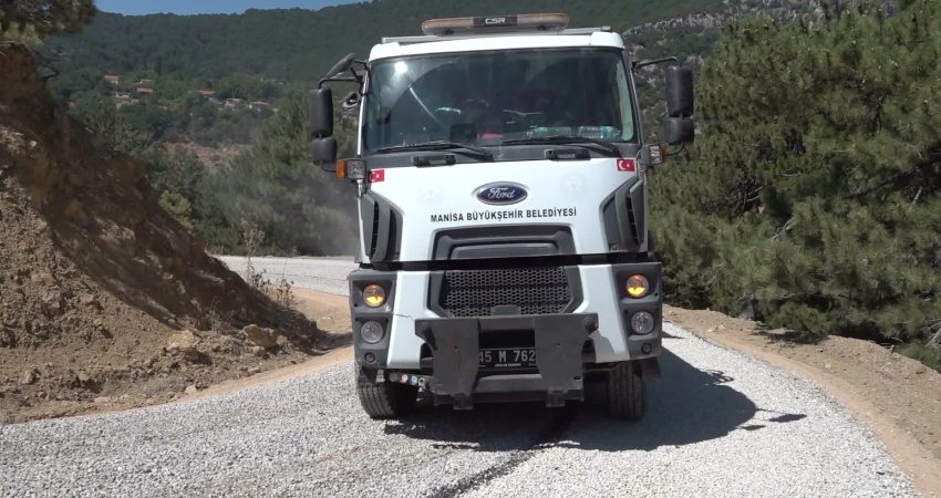 Manisa Büyükşehir Belediyesi, Şehzadeler ilçesine bağlı Ayvacık Mahallesi'ne ulaşımı sağlayan