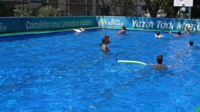Manisa Büyükşehir Belediyesi, yaz sıcağında çocukları serinletecek ve spora teşvik