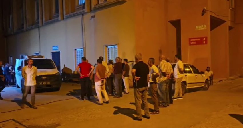 Mardin'de iki grup arasında çıkan bıçaklı kavgada ağır yaralanan 27