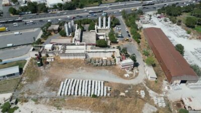 İSKİ Genel Müdür Yardımcısı Bülent Solmaz, Küçükçekmece Ön Arıtma Tesisi’nde