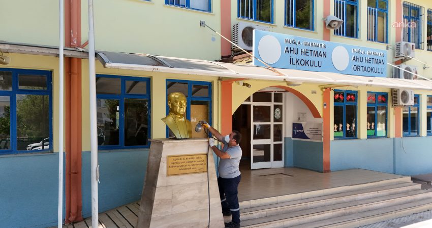Marmaris Belediyesi, yeni eğitim öğretim yılı öncesinde ilçe genelindeki devlet