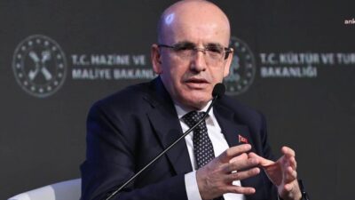 Hazine ve Maliye Bakanı Mehmet Şimşek, ekonomi programının hedeflerinden birinin