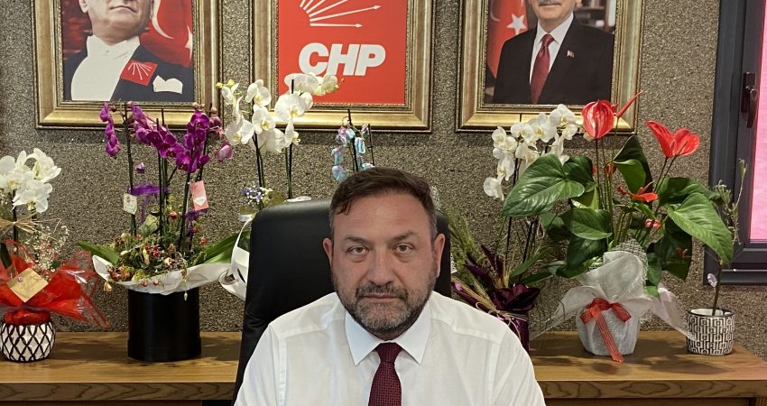 Menderes Belediye Başkan Vekili seçimi yargıya taşınıyor… CHP İzmir, iptal için dava açacak CHP İzmir İl Başkanlığı, Menderes Belediye Başkanı İlkay Çiçek’in tutuklanarak