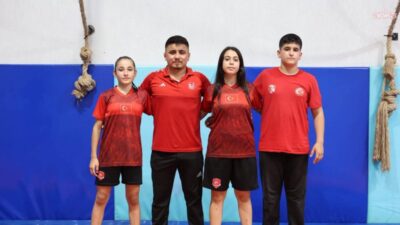 Merkezefendi Belediyesi Spor Kulübü güreş branşı altyapısında yetişen Razye Gürayrak,