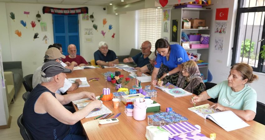 Mersin Büyükşehir Belediyesi Sağlık İşleri Dairesi Başkanlığı bünyesinde hizmet veren