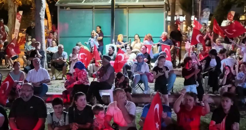 Mersin Büyükşehir Belediyesi, 30 Ağustos Zafer Bayramı dolayısıyla Silifke Anıt