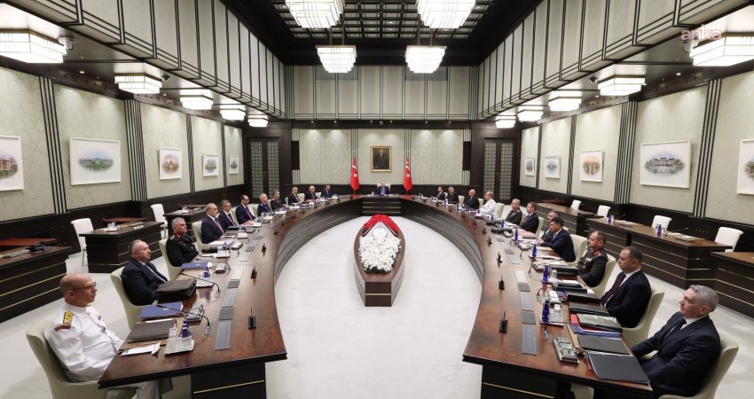 Cumhurbaşkanı Recep Tayyip Erdoğan başkanlığında toplanan Millî Güvenlik Kurulunda, "Terörsüz