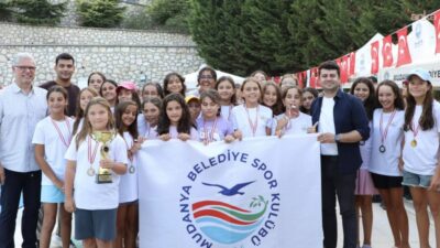 Mudanya’da 30 Ağustos Zafer Bayramı coşkusu, “2. Zafer Kupası Sutopu