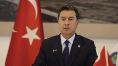 Muğla Büyükşehir Belediye Başkanı Ahmet Aras, Menteşe ilçesinde bir mağazanın
