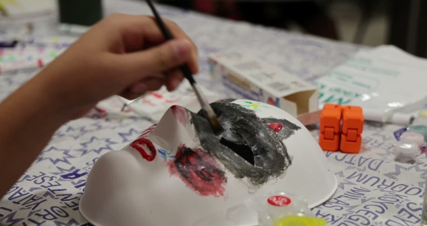 Muğla Büyükşehir Belediyesi Konservatuvarı tarafından düzenlenen Yaz Sanat Kursları'nda 7-25